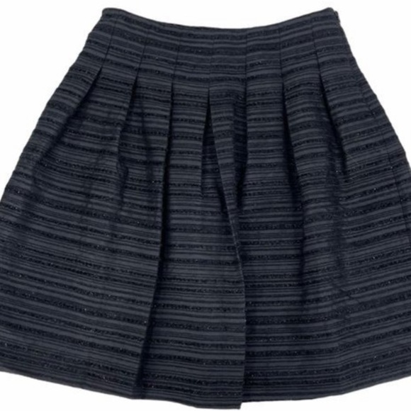 Brand new Talbots Black Textured Striped Pleated Skirt Midi